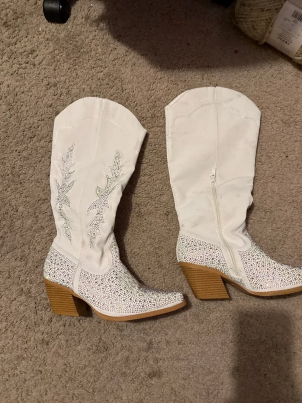Bedazzled cowgirl boots white
